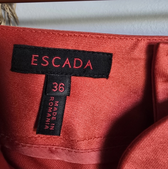 Escada, Red Silk Blend Shimmer Straight Leg Ankle Trouser Pants, Size 36 US 6 - Picture 6 of 9